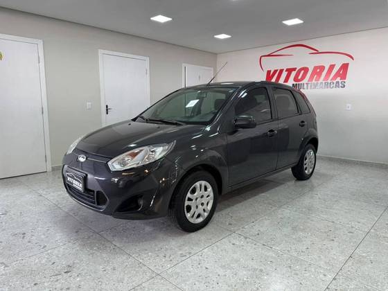 FORD FIESTA 1.6 ROCAM 8V FLEX 4P MANUAL FORD FIESTA 1.6 ROCAM 8V FLEX 4P MANUAL